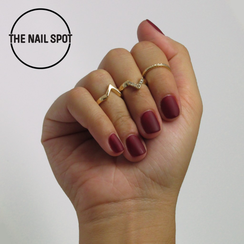 Fall Nail Trends matte manicure